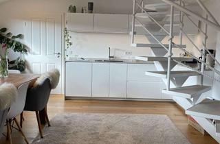 Wohnung kaufen in 40219 Unterbilk, Lichtdurchflutete, klimatisierte Maisonette Wohnung mit Dachterrasse mitten im Lorettoviertel