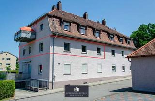 Wohnung kaufen in 92237 Sulzbach-Rosenberg, 4-Zimmer-Wohnung 93 m² mit Garten, PV-Anlage, Garage und Wallbox - kurzfristig verfügbar -