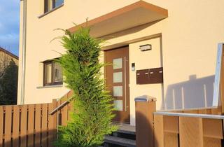Wohnung mieten in 69181 Leimen, Leimen - Kurzfristig bezugsfreie sanierte 3,5 Zimmer Wohnung in ruhiger Feldrandlage
