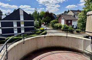 Wohnung mieten in 40627 Düsseldorf, Großzügige 3 Zimmerwohnung mit Balkon und Aufzug in Düsseldorf-Unterbach