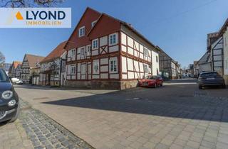 Mehrfamilienhaus kaufen in 34471 Volkmarsen, Volkmarsen - Charmantes Mehrfamilienhaus in Volksmarsen mit 3-Wohneinheiten zu verkaufen!