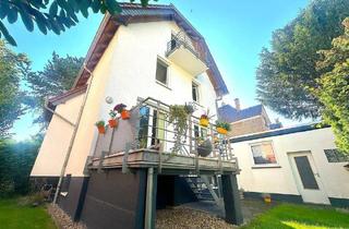 Einfamilienhaus kaufen in 65474 Bischofsheim, Bischofsheim - Direkt beziehbares Einfamilienhaus mit Tageslichtbad, 2 Gäste-Wc´s, EBK, 6 Zimmer, Garage und Garten