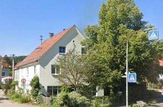Haus kaufen in 88319 Aitrach, Aitrach - Liebhaberobjekt mit viel Potenzial im Herzen von Aitrach