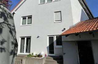 Einfamilienhaus kaufen in 61381 Friedrichsdorf, Friedrichsdorf - Familienfreundliches Einfamilienhaus mit Einliegerwohnung in Topl
