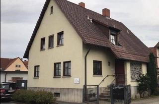 Haus kaufen in 97084 Würzburg, Würzburg - 2 Familienhaus im Ortskern Veitshöchheim