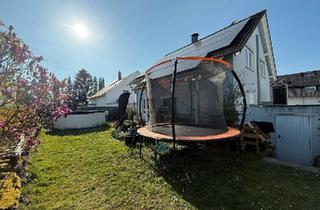 Einfamilienhaus kaufen in 74232 Abstatt, Abstatt - Familienfreundliches Wohnen mit Garten, Garage und Einliegerwhg