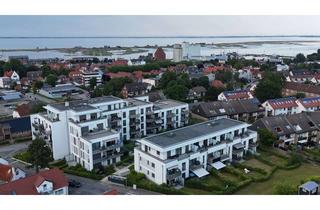Wohnung kaufen in 23774 Heiligenhafen, OSTSEE-KAUF / HEILIGENHAFEN / EXKLUSIVE 2-Zi.-Kft.-Whg. / Bj. 2018 / EBK / 2 Terrassen / TG-Stlpl.