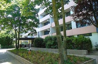 Wohnung kaufen in Theodor-Heuss-Straße 20, 50374 Erftstadt, FREI AB 01.01.2026 ***Liebevoll modernisierte, sonnenverwöhnte Loggia-Wohnung in zentraler Lage!***