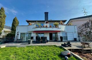 Wohnung kaufen in 64342 Seeheim-Jugenheim, ## WOHNEN MIT WEITBLICK! LUXUS-WOHNUNG IN BESTER MALCHENER HANGLAGE, GARTEN, DOPPELGARAGE u.v.m. ##