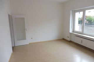 Wohnung mieten in Derchinger Straße 35, 86165 Lechhausen, Gepflegte Drei Zimmer Wohnung mit EBK in Augsburg-Lechhausen