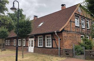 Wohnung mieten in Breite Straße, 19246 Zarrentin, 2– Zimmer Altbau- Wohnung mit Charme in Zarrentin
