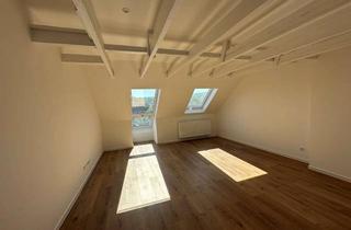 Wohnung mieten in 56068 Mitte, Helle Dachgeschosswohnung zur Miete in Koblenz Südliche Vorstadt – Ideal für Singles ode