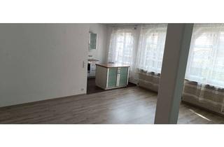 Wohnung mieten in Raiffeisenstraße, 72119 Ammerbuch, Helle 3,5-Zimmer-Wohnung mit Terrasse & Doppel-Carport – Ruhige Lage am Schönbuchrand