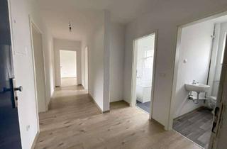 Wohnung mieten in Schulstraße 25, 26603 Aurich, Helle 4-Zimmer-Wohnung, mit separaten WC und neuem Bad!