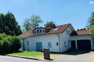 Haus kaufen in 56581 Ehlscheid, Charmantes EFH im Landhausstil mit gr. Garten,Grundstück teilbar/bebaubar +++ von privat