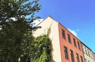 Mehrfamilienhaus kaufen in 23966 Altstadt, Mehrfamilienhaus mit 5 Ferienwohnungen in begehrter Hafen-Altstadtlage von Wismar