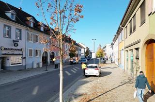 Haus kaufen in 79312 Emmendingen, Zentral gelegen, vielseitig nutzbar – Sanierungsobjekt mit Charakter und Perspektive
