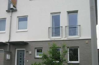 Haus mieten in Bahnhofstr. 64, 33378 Rheda-Wiedenbrück, Große 6-Zimmer-Doppelhaushälfte mit kleinem Garten und EBK in Rheda