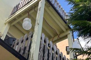 Garagen kaufen in Leipziger Str. 32, 08451 Crimmitschau, voll vermietetes, saniertes 3-Familienhaus mit Balkonen