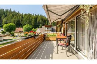 Wohnung kaufen in 79822 Titisee-Neustadt, Titisee-Neustadt - Wohntraum über den Dächern von Titisee: charmante Wohnung mit 2 Balkonen & gepflegter Ausstattung