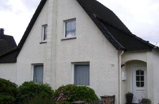 Einfamilienhaus kaufen in 32699 Extertal, Extertal - Attraktives Mehrfamilienhaus in ruhiger Lage