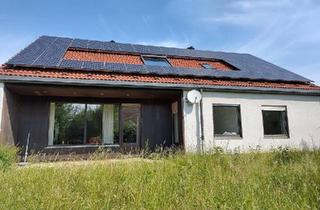 Haus kaufen in 91207 Lauf, Lauf an der Pegnitz - Haus mit großem Garten und Photovoltaik in LaufGünthersbühl