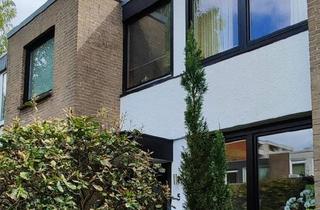 Reihenhaus kaufen in 22844 Norderstedt, Norderstedt - Modernisiertes 5-Zimmer Reihenhaus am Stadtpark Norderstedt