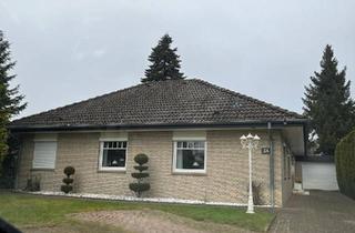 Haus kaufen in 23689 Pansdorf, Ratekau - Walmdach Bungalow Nähe Ostsee