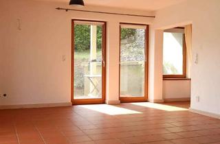 Wohnung mieten in 63828 Kleinkahl, Helle Souterrain-Wohnung mit eigenem Eingang und zwei Terrassen
