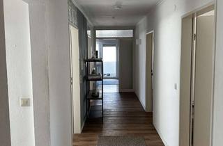 Wohnung mieten in Wolfgangsklinge 49, 73479 Ellwangen, Attraktive 3,5-Zimmer-Dachgeschosswohnung mit Balkon und Einbauküche in Ellwangen (Jagst)