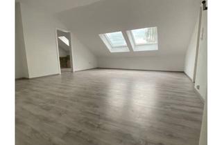 Wohnung mieten in Montplanetstr., 47475 Kamp-Lintfort, Schöne, frisch renovierte drei Zimmer Wohnung in Wesel (Kreis), Kamp-Lintfort, Dachgeschoss