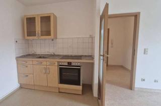 Wohnung mieten in Burkersdorfer Straße 4b, 08107 Kirchberg, GÜNSTIGE Singlewohnung mit EINBAUKÜCHE, Balkon und PKW-Stellplatz zu vermieten!