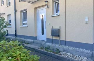 Haus mieten in 61138 Niederdorfelden, Familienfreundliches Reihenhaus mit großem Garten – Ideal für Eltern der Europäischen Schule Rhein