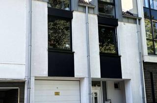 Anlageobjekt in Küfenstraße, 47533 Kleve, Verkauf eines modernen Dreifamilienhauses