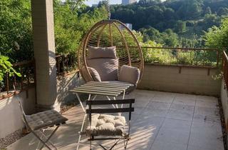 Immobilie mieten in Quenstedtstraße 32, 72076 Tübingen, Sonnige, ruhige 2,5-Zimmer-Wohnung (vollmöbliert) mit Ausblick ins Grüne zur Zwischenmiete