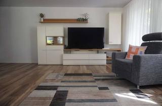 Wohnung kaufen in 73760 Ostfildern, Stilvolle, modernisierte 2-Raum-Hochparterre-Wohnung mit EBK, Terrasse und Garten in Ostfildern