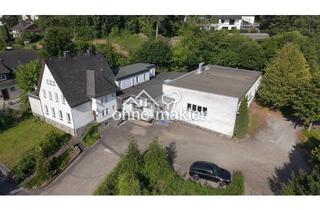 Gewerbeimmobilie kaufen in 59846 Sundern, Wohnen & Arbeiten: EFH mit 760 m² Hallenfläche auf großem Grundstück in Sundern