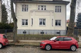 Wohnung mieten in Hoppegartener Straße 14, 15366 Neuenhagen, Vollständig renovierte Wohnung mit vier Zimmern und Balkon in Neuenhagen