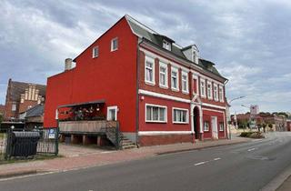 Mehrfamilienhaus kaufen in Ueckerstraße 44, 17373 Ueckermünde, Attraktives Mehrfamilienhaus mit 8 Wohneinheiten und Feriendatschen in Ueckermünde