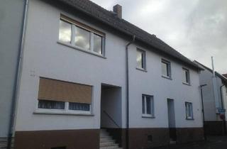 Mehrfamilienhaus kaufen in 35440 Linden, Linden - Charmantes Mehrfamilienhaus mit großem Potenzial!