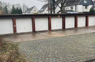 Mehrfamilienhaus kaufen in 44866 Bochum, Bochum - Mehrfamilienhaus mit Garten und 7 Garagen