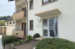 Wohnung kaufen in 79256 Buchenbach, Bezugsfreie Erdgeschosswohnung mit Terrasse und zwei Außenstellplätzen
