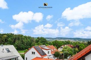 Wohnung kaufen in 71126 Gäufelden, Wohlfühlwohnung mit Charme, Kamin und Blick ins Grüne