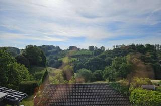 Wohnung mieten in 51519 Odenthal, Große, ruhige Wohnung mit Terrasse in Oberodenthal mit toller Aussicht.