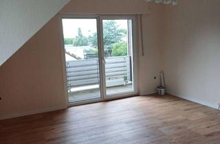 Wohnung mieten in Martin-Luther-Straße 18, 49205 Hasbergen, Freundliche 3-Zimmer-Dachgeschosswohnung mit Balkon im 2. OG in Hasbergen