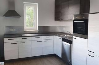 Wohnung mieten in Schloßstraße 29-31, 66538 Neunkirchen, Schöne 2 ZKB mit Einbauküche(Whg.3)