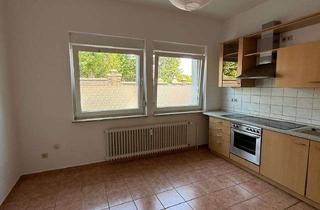 Wohnung mieten in Grünstraße 13, 58095 Wehringhausen, Gepflegte 1,5-Zimmer Wohnung im Erdgeschoss mit Einbauküche und Balkon