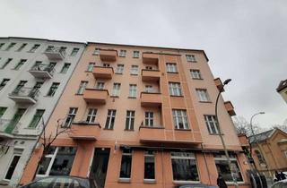 Wohnung mieten in Gärtnerstraße 20, 10245 Friedrichshain, Stilvolle Altbauwohnung mit Balkon & Einbauküche in bester Lage von Berlin-Friedrichshain