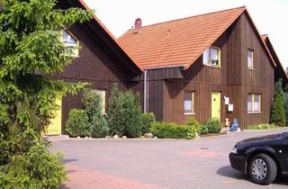 Haus mieten in Hässelrehm 21, 29399 Wahrenholz, Reihenhaus m. Garten u. Terrasse, renoviert, neue energieeffiziente Therme