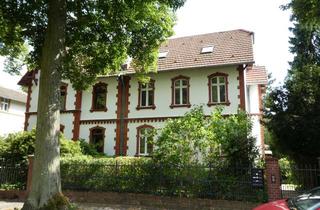 Anlageobjekt in Steinäckerstraße 31, 12205 Lichterfelde, Liebhaberobjekt - kleines denkmalgeschützes Haus mit 4 Wohneinheiten